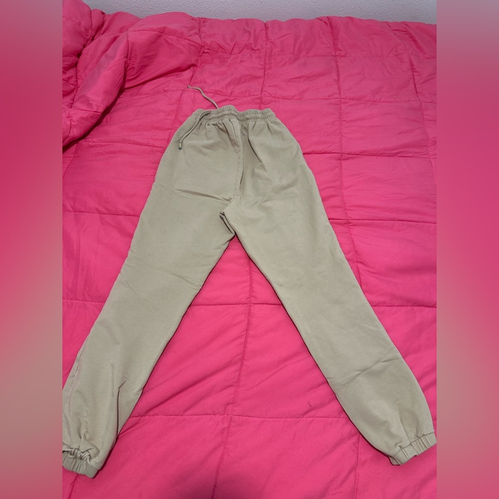 Meshki Joggers - Picture 2 of 2